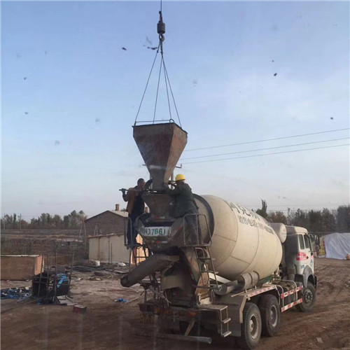 凌海市“精准瞄准”—— 吊车的 “定位导航” 技术