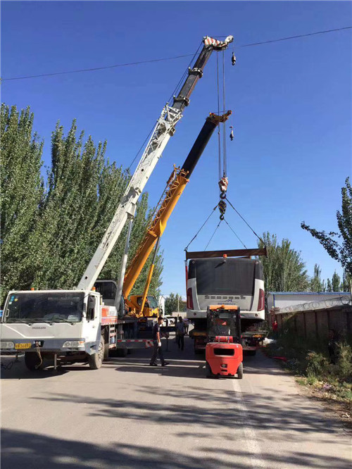 凌海市港口集装箱搬运案例